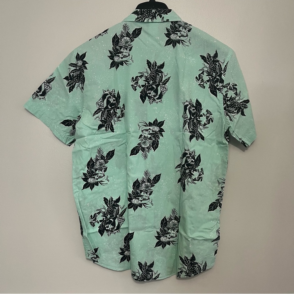 🌺🌴 Star Wars Mint Floral Tropical Stormtrooper Button-Down Shirt (M) - Picture 3 of 9